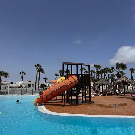 Oasis Jaylota Κοραλέχο